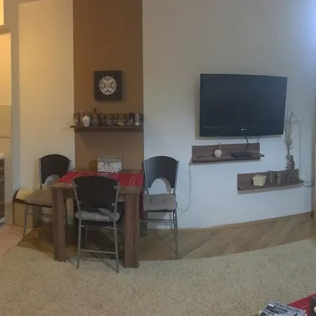Apartman Tehel * Trnovo